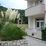 Nette Mit Whirlpool Und Garten By Interhome