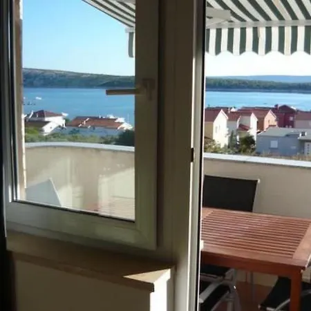 Nette Mit Whirlpool Und Garten By Interhome * Barbat na Rabu