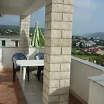 Nette Mit Whirlpool Und Garten By Interhome Lejlighed *