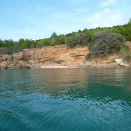 Appartement Nette Mit Whirlpool Und Garten By Interhome Barbat na Rabu