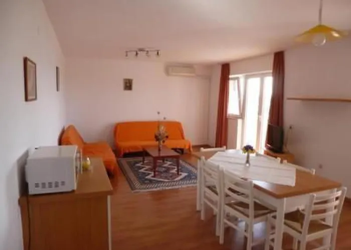 Nette Mit Whirlpool Und Garten By Interhome Appartement Barbat na Rabu